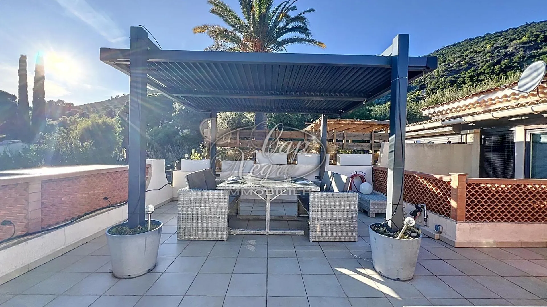 Apartment Appartement 4 Personnes Avec Grande Terrasse Vue Mer Amenagee A 300M De La Plage De Pramousquier - Le Lavandou